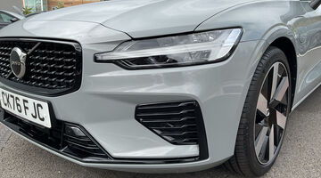 2026 Volvo 2.0 T6 18.8kWh Plus Auto Euro 6 5-door (Grey) - Image: 28
