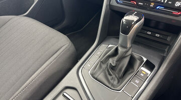 2023 Volkswagen TSI Life DSG Euro 6 5-door (White) - Image: 25