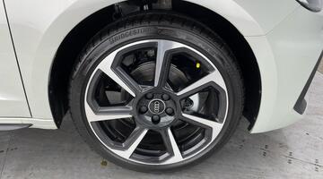 2026 Audi Sportback Black Edition 30 TFSI 116 PS S tronic (Silver) - Image: 4