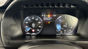 2022 Volvo 2.0 B5 MHEV R-Design Auto 4WD Euro 6 5-door (Black) - Image: 12