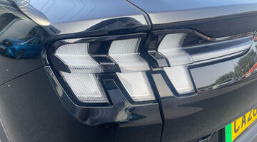 2026 Ford Standard Range 72kWh Select 5-door (Black) - Image: 26