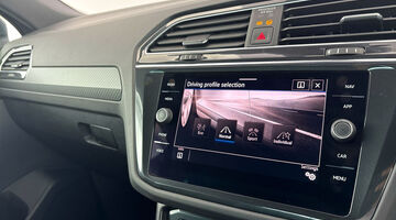 2023 Volkswagen TSI R-Line Edition DSG Euro 6 5-door (Grey) - Image: 23