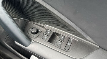 2026 Volkswagen 2.0 TDI Life DSG Euro 6 5-door (White) - Image: 22