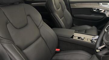 2025 Volvo 2.0 T8 18.8kWh Ultra Dark Auto 4WD Euro 6 5-door (Black) - Image: 29