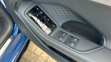 2026 Audi S line TFSI 204 PS S tronic (Blue) - Image: 15