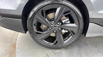 2026 Audi Black Edition e-tron performance 270,00 kW (Grey) - Image: 30