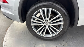2023 Škoda 2.0 TSI Laurin & Klement DSG 4WD Euro 6 5-door (7 Seat) (Silver) - Image: 36