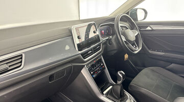2022 Volkswagen 2.0 TDI Style Euro 6 5-door (Blue) - Image: 2