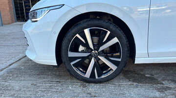 2026 Volkswagen ETSI MHEV Match DSG Euro 6 5-door (White) - Image: 34