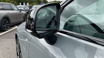 2026 Volvo 2.0 T6 18.8kWh Plus Auto Euro 6 5-door (Grey) - Image: 25