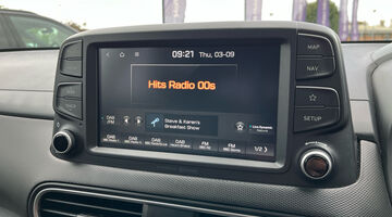2018 Hyundai 1.0 T-GDi Blue Drive Premium SE Euro 6 5-door (Grey) - Image: 15