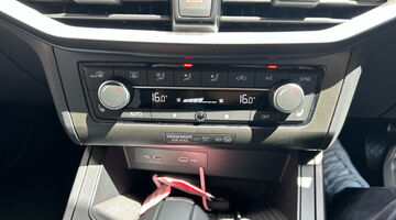 2026 SEAT TSI FR Sport DSG Euro 6 5-door (Grey) - Image: 36