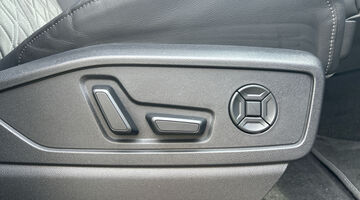 2025 Audi 2.0 TFSI Edition 1 S Tronic quattro Euro 6 5-door (Blue) - Image: 17