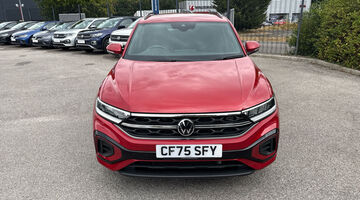 2025 Volkswagen ETSI MHEV R-Line DSG Euro 6 5-door (Red) - Image: 26