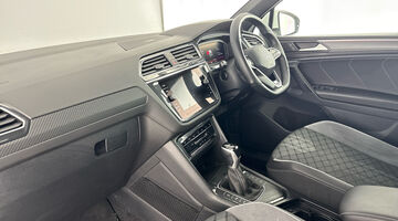 2023 Volkswagen TSI R-Line Edition DSG Euro 6 5-door (White) - Image: 2