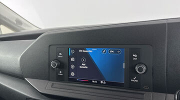 2022 Volkswagen 2.0 TDI C20 Commerce Plus DSG SWB Euro 6 5-door (White) - Image: 7
