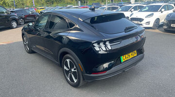 2026 Ford Standard Range 72kWh Select 5-door (Black) - Image: 28