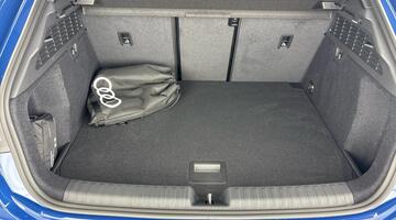2026 Audi Sportback S line TFSI e 204 PS S tronic (Blue) - Image: 36