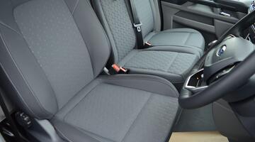 2026 Ford 340 71kWh Limited Auto L2 H1 5-door (Grey) - Image: 9