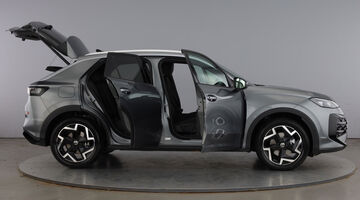 2026 Volkswagen ETSI MHEV R-Line DSG Euro 6 5-door (Grey) - Image: 11