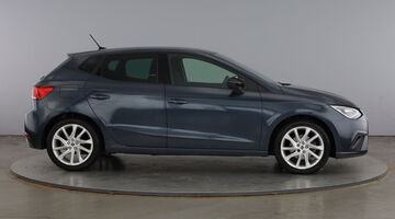 2023 SEAT 1.0 TSI FR Euro 6 5-door (Grey) - Image: 4