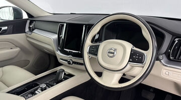 2021 Volvo 2.0h T6 Recharge 11.6kWh Inscription Expression Auto Euro 6 5-door (Grey) - Image: 6