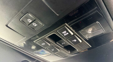 2024 Volkswagen TSI R-Line DSG Euro 6 5-door (Blue) - Image: 28