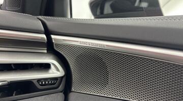 2026 Audi Saloon Black Edition e-hybrid quattro 299 PS S tronic (Red) - Image: 29