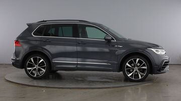 2022 Volkswagen TSI R-Line DSG Euro 6 5-door (Grey) - Image: 4