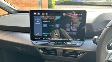 2026 CUPRA E-Boost 59kWh V1 Auto 5-door (Silver) - Image: 38