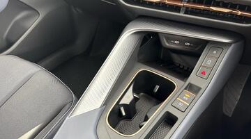 2026 CUPRA ETSI V1 DSG Euro 6 5-door (Dark Void) - Image: 24