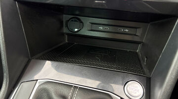 2023 Volkswagen TSI R-Line Edition DSG Euro 6 5-door (Grey) - Image: 26