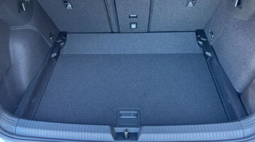 2026 Volkswagen ETSI MHEV Match DSG Euro 6 5-door (White) - Image: 29