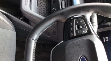 2026 Ford 43kWh Active Auto 5-door (Black) - Image: 27