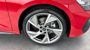 2026 Audi Sportback Black Edition TFSI 150 PS S tronic (Red) - Image: 5