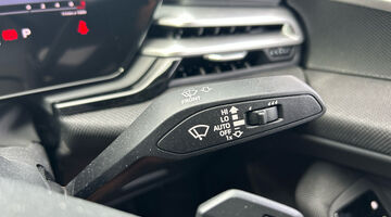 2026 Audi Technik e-hybrid quattro 299 PS S tronic (White) - Image: 22