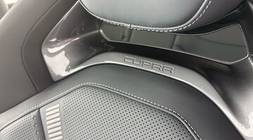 2025 CUPRA 77kWh VZ2 SUV Coupe Auto 4-doorive 5dr (Blue) - Image: 36