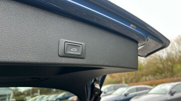2026 Audi 1.0 TFSI 30 S line Euro 6 5-door (Blue) - Image: 16