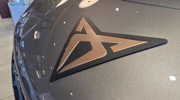 2025 CUPRA V1 77 kWh AFV 286 Auto (Atacama Desert) - Image: 4