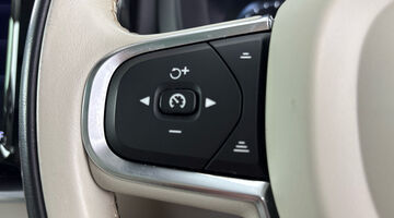 2021 Volvo 2.0h T6 Recharge 11.6kWh Inscription Expression Auto Euro 6 5-door (Grey) - Image: 22