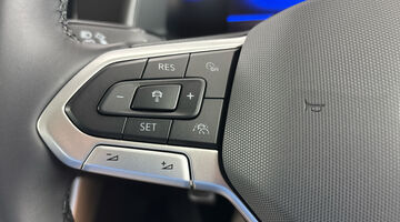 2026 Volkswagen 1.0 TSI Match DSG Euro 6 5-door (Grey) - Image: 24