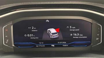 2025 Volkswagen TSI R-Line Euro 6 5-door (Grey) - Image: 11
