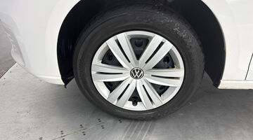 2022 Volkswagen 2.0 TDI C20 Commerce Plus DSG SWB Euro 6 5-door (White) - Image: 36
