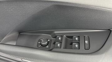 2026 CUPRA EHybrid 25.8kWh V2 DSG Euro 6 5-door (Blue) - Image: 19