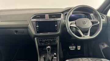 2024 Volkswagen TSI R-Line DSG Euro 6 5-door (Blue) - Image: 9