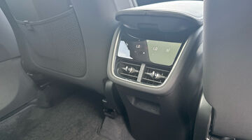 2026 Volvo Twin Motor 106kWh Ultra Auto 4WD 5-door (Black) - Image: 32