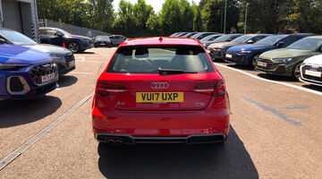 2017 Audi 2.0 TFSI S line Sportback S Tronic quattro Euro 6 5-door (Red) - Image: 10