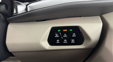 2025 Volkswagen 2.0 TDI Ocean 5-door DSG (Grey) - Image: 22