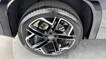 2026 Volkswagen ETSI MHEV R-Line DSG Euro 6 5-door (Grey) - Image: 30