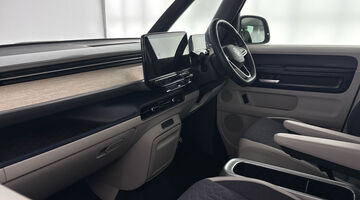 2023 Volkswagen Pro 77kWh Style Auto 5-door (Silver) - Image: 2